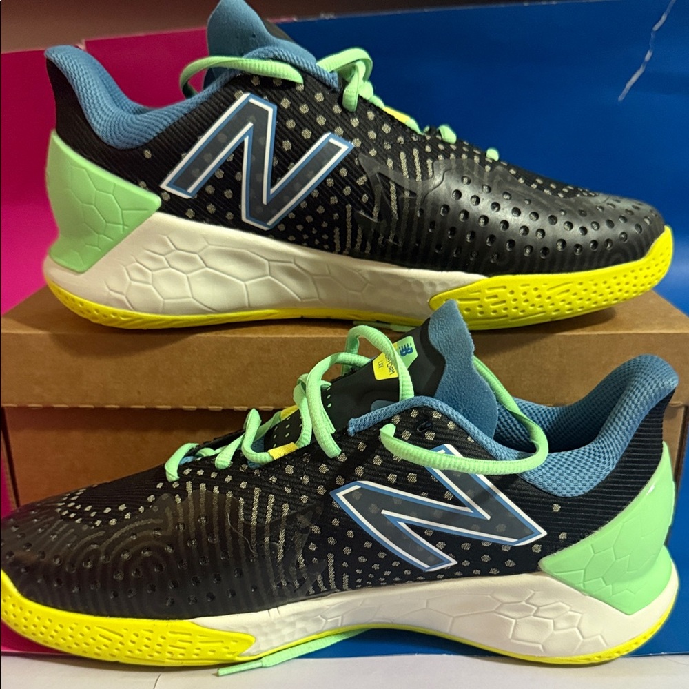 New Balance Fresh Foam Lav V2 Tennis Shoes Black/Cyber Jade MCHLAVB2 Wide 2E